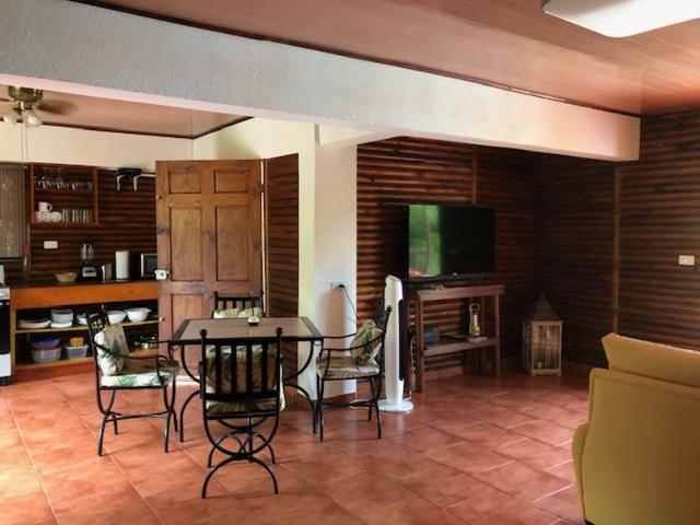 Casa Toucan Mit Privat Pool Near Np Ballena Uvita Buitenkant foto